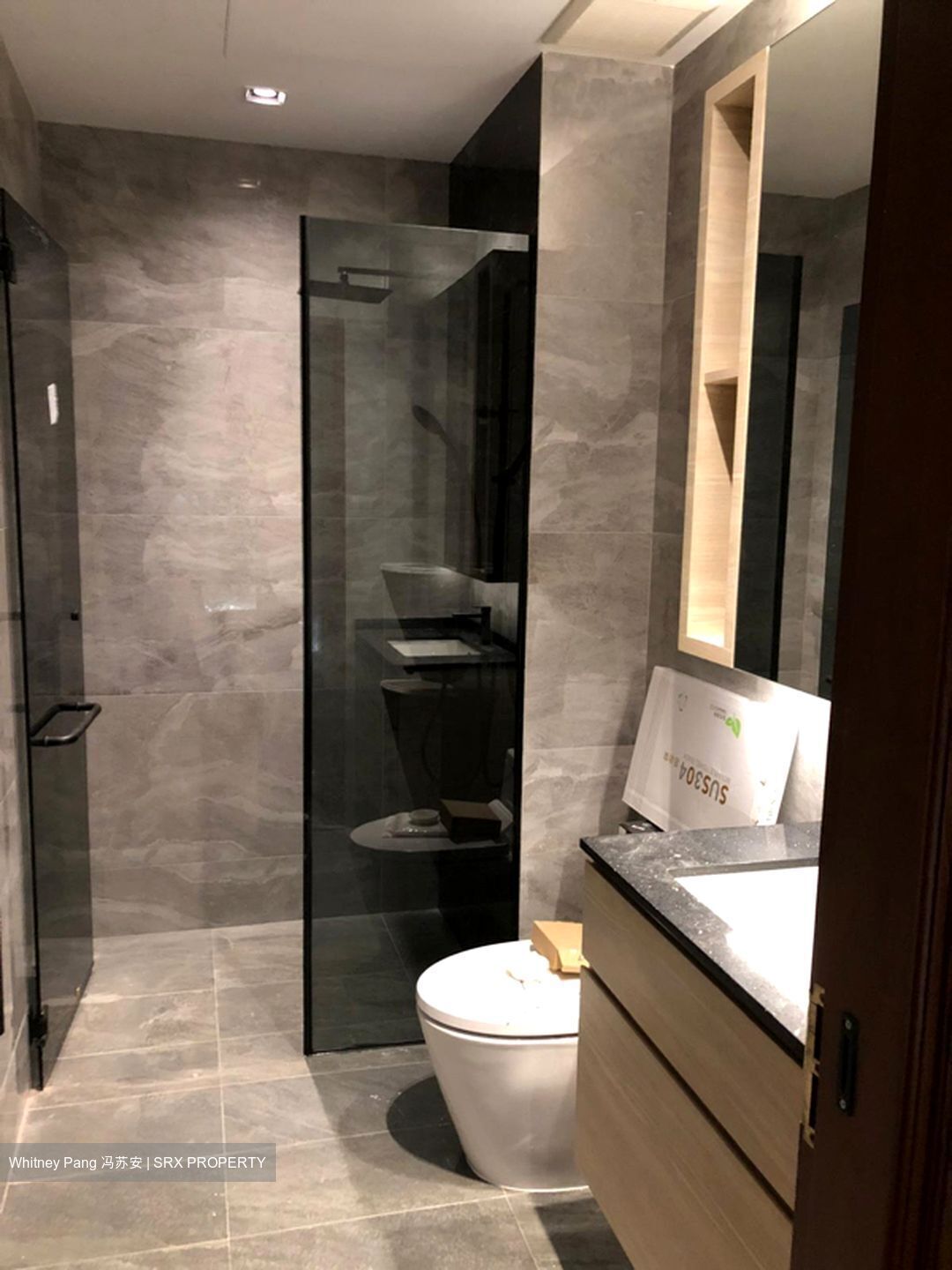 Changi Heights (D17), Terrace #552866531